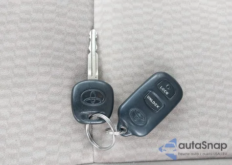 2008 Toyota Corolla Le из США, поврежденный, VIN 2T1BR32E38C922918